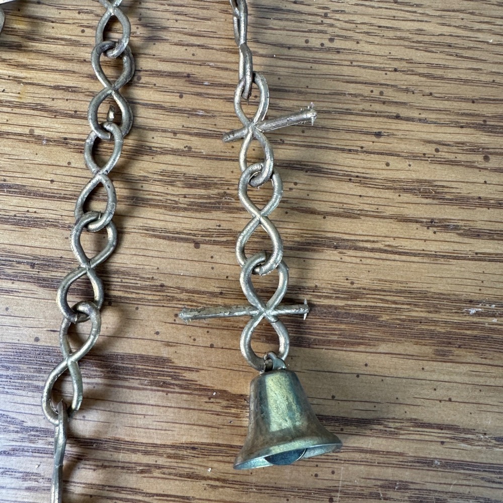 Vintage Santa Claus Bell Hanger Chain Christmas Decor Made in Hong Kong - Picture 7 of 8